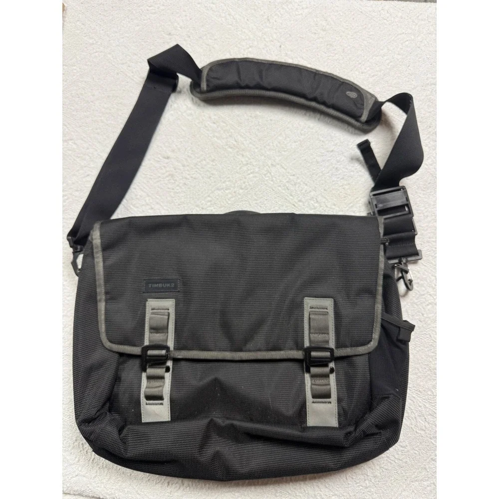 Timbuk2 Messenger Bag Black Grey Adjustable Strap‎ Laptop Commuter